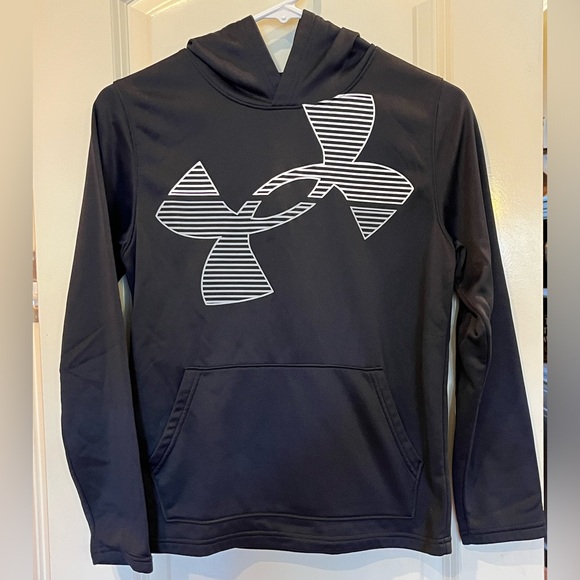 Under Armour Other - Under Armour black hoodie sweatshirt with kangaroo pocket activewear youth large